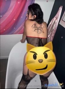 Itsaliyahmarie - RUNNING LATE ON THE LIVE BE RIGHT THERE