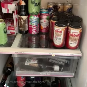 Midwestmom77 - Who is watching football this weekend 