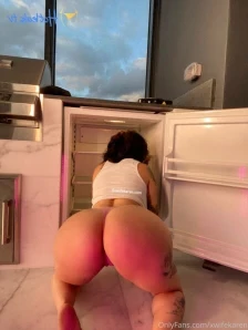 Xwifekaren - I m so horny