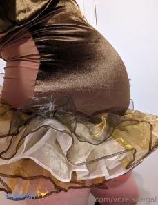 Voreisillegal - Hey Wanna see how much of this I can fit in me