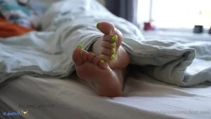 Ms_tired_soles - Hello Here is a life update and toe wiggle I won t