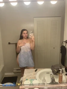 Maggierayelle - if i were beside you right now would you suck on my