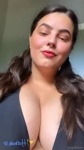 Thickjordyn - I got a new bikini you like it babe