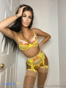 Lucymomma - BIG COCK fucks me raw I felt every inch in my pussy and