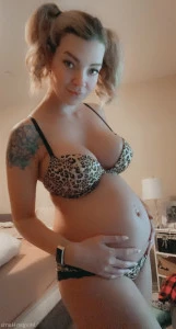 Morganharris23 - Mmm bigg titties are my favorite