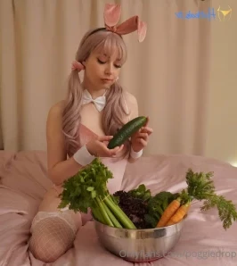 Poggledropfree - Very close up lotion foot massage Almost 5 min This