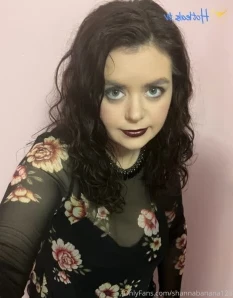 Shannabanana123 - Picture of me in my Christmas pajamas