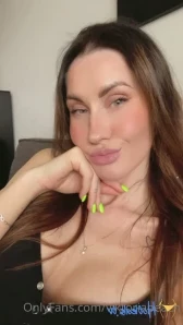 Viktoriapeach - my open legs are waiting for you 