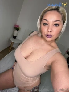 Nicki_thick6 - POV nbsp you enter my room and find me in this pose part 2