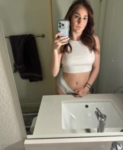 Katiecarlyle18 - Oops I let my mom s boyfriend fuck me again felt so