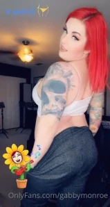 Gabbymonroe - What do you want to see more of on my onlyfans