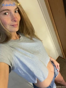 Sophiemay93 - I can like swimming with or without a swimsuit