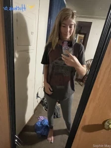 Sophiemay93 - I am a serious kind of girl