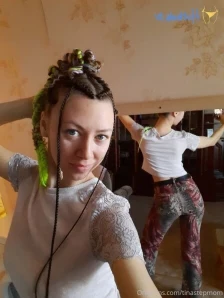 Tinastepmom - Come on honey mommy will show you what to do
