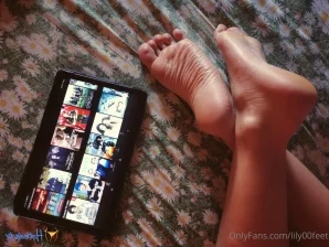 Lily00feet - Buongiorno part 3