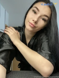 Ariaphoenixfree - Does yellow looks sexy on me part 5