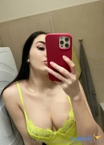 Ariaphoenixfree - I m hornyyyyy write me and let me get you horny too part 5