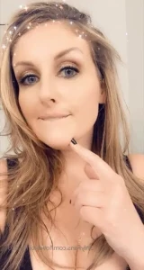 Lovelybrilovesd - MY FIRST TIME SQUIRTING I was so happy to have