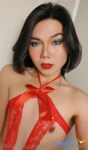 Emilybunietsfree - Do I look good part 2