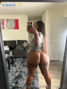 Juicyboo_55 - New b g video in your dm now