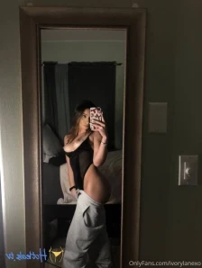 Ivorylanexo - naked mirror photos get me pink hair