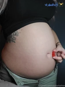 Cutybarby - Vore video i eat you for breakfast and my belly inflate so part 2