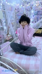 Desolate.tenshi - pink hooters outfit so cute