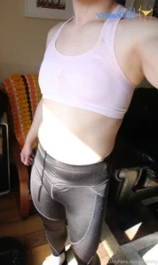 Ukekitty - Your DnD party should have a lewd elf for moral support