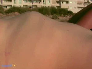 Loucharmelle - Que penses-tu de ma tenue Sage au premier abord un peu