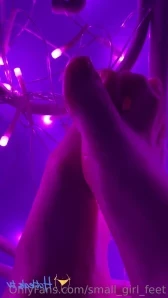 Small_girl_feet - Clean it for me