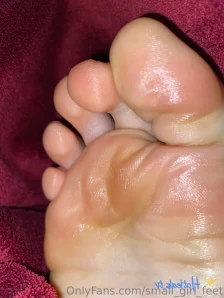 Small_girl_feet - Sexy sock peel off revealing my sweaty soles