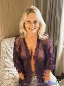 Hotwifecandyfree - It s Monday Let s get the fun started Candy