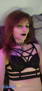 Blackheartsora - cmon babe dont keep me waiting