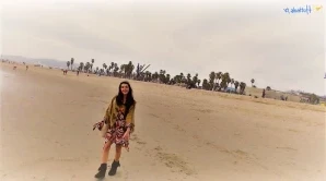 Loucharmellefree - TU ME TIENS COMPAGNIE WANNA HANG OUT WITH ME