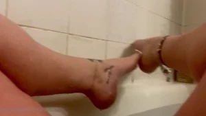 Monkey_solez - Just the beginning more to cum after I edit