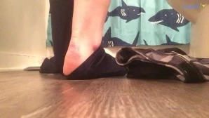 Itskinkerbell_feet - I know how much you love my feet in these sandals 