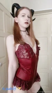 Vixenofvices - Hey guys I ll be taking an extended leave and won t be part 8