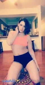 Julegirl - Hi I feel cute today wanna take me out for coffee
