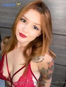 Kelyfoxxy_free - Naked at beach Unlock or subscribe