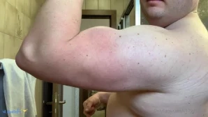 Leon_cyrus - I had to take on 2 big men in my latest chain match for