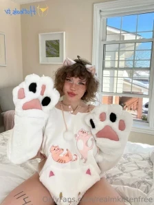 Realmkittenfree - casual slutty kitten