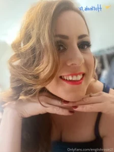 Sensualenglishrose - Room with a view from behind X