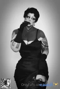 Inkiewells - Happy Monday I hope you all are having a great start to