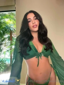 Francesca.official - Red hot and ready to rock