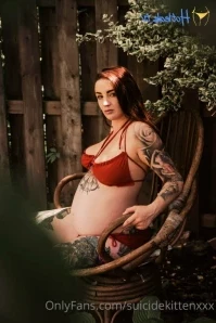 Suicidekittenxxx - Hey loves I m back After a 2-year break I m part 2