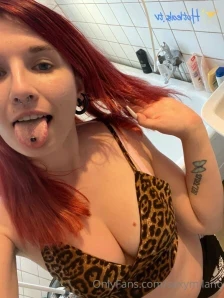 Sexymilano - köpte en jacka o en till tröja med newyorker sexymilano