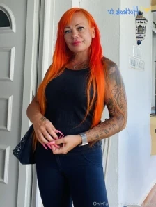 Punainenpuuma_free - Happy woman s day