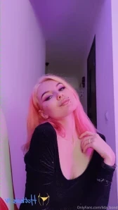 Alt_girl_nextdoor - I will always think that lingerie and high heels