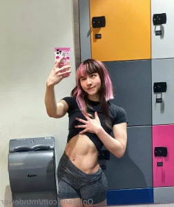 Mtndwr - trying to rawr XD my way into some dick