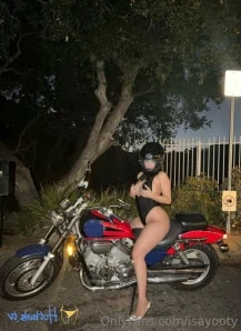 Isabooty - guess our bra sizes for a FREE TOPLESS BUNDLE sent straight